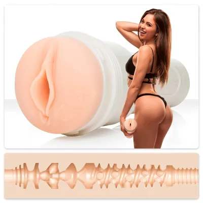 Fleshlight Riley Reid Utopia - vagina: 29 126 Ft